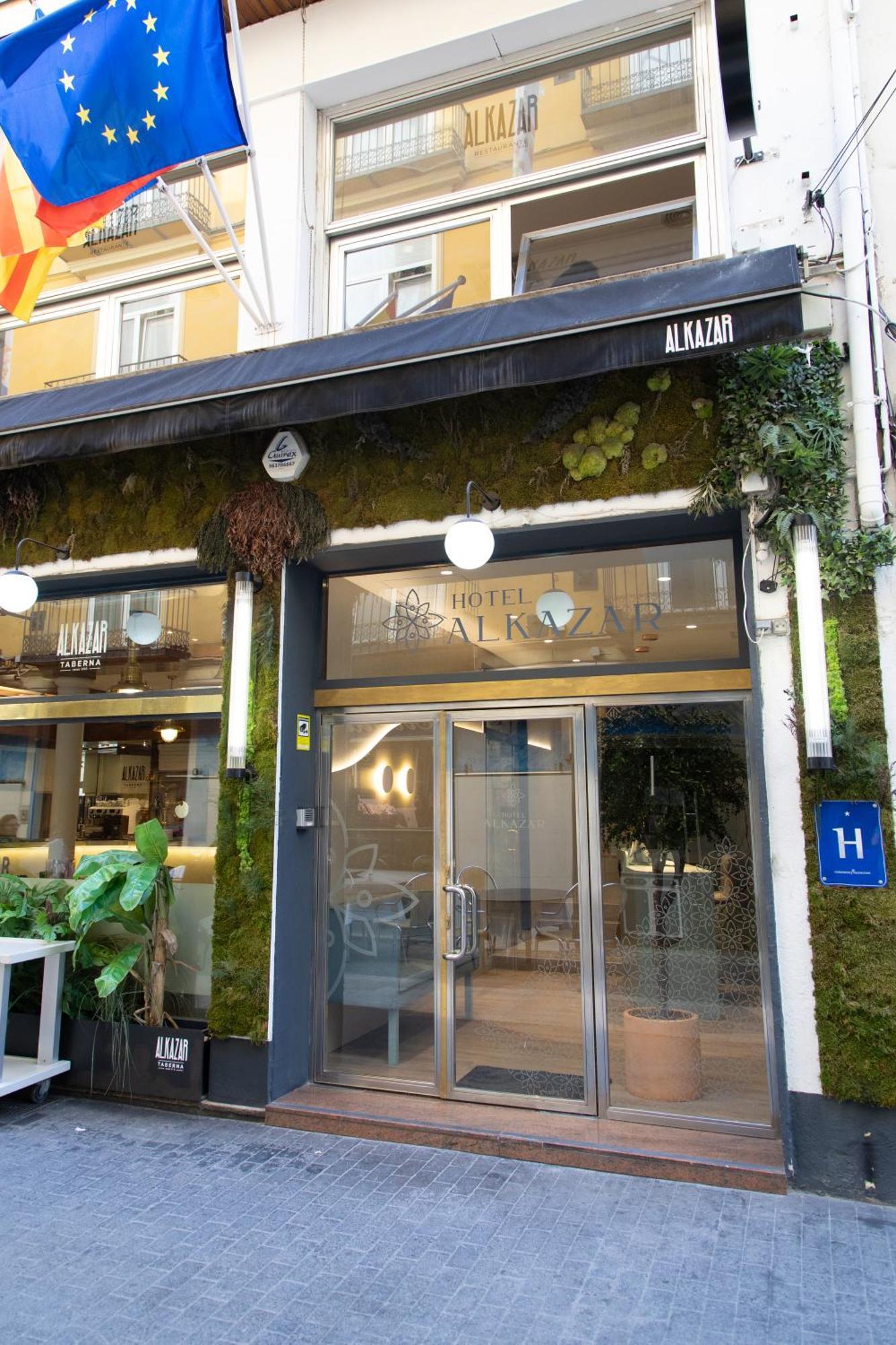 Hotel Alkazar Valencia Luaran gambar