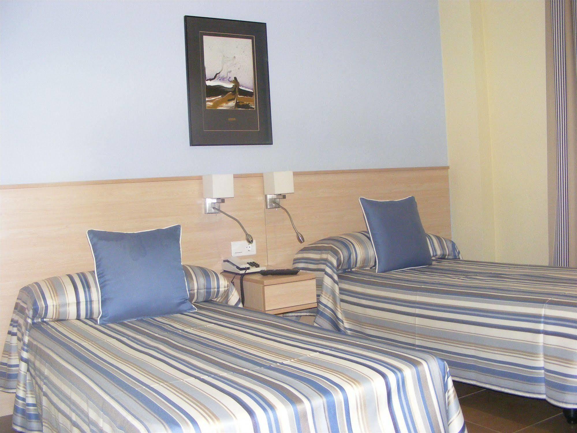 Hotel Alkazar Valencia Luaran gambar